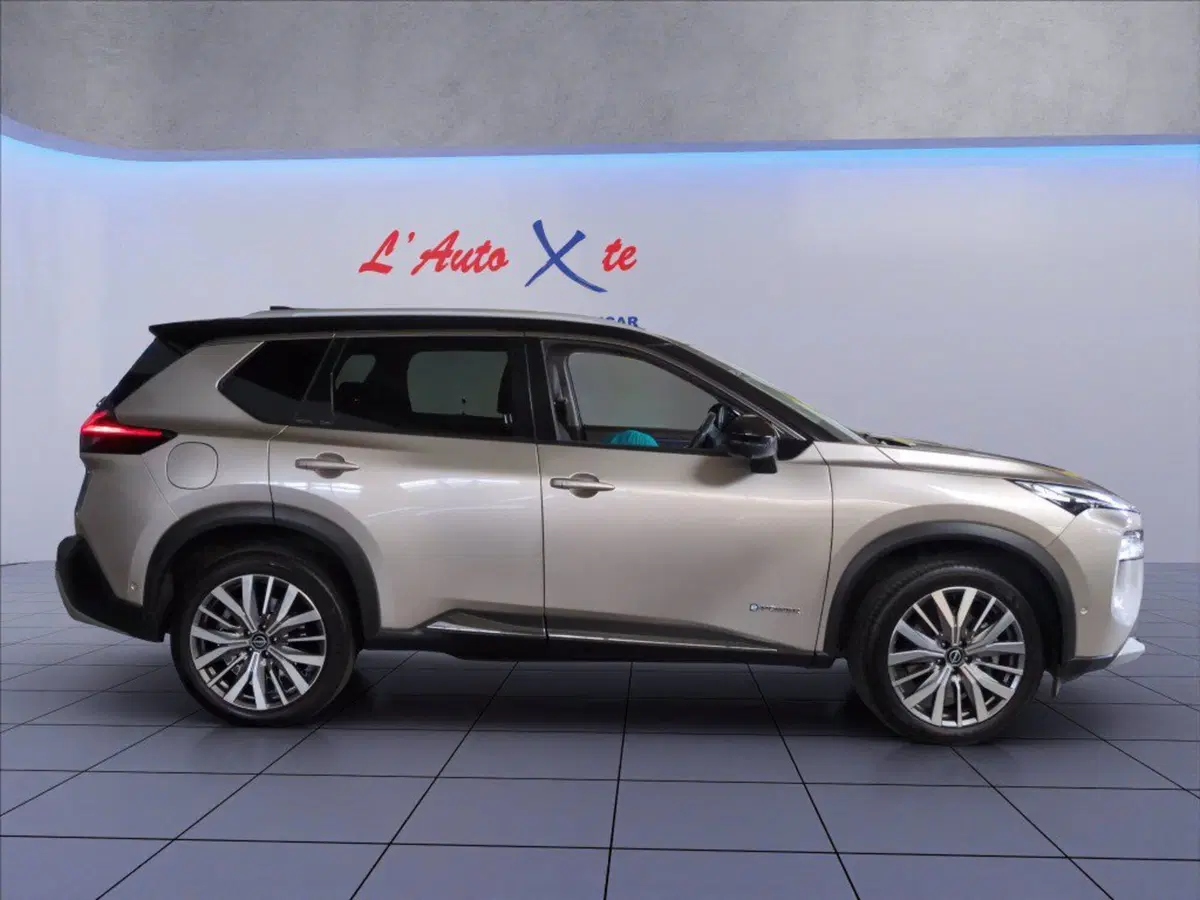 Nissan X-Trail usata a Milano (7)