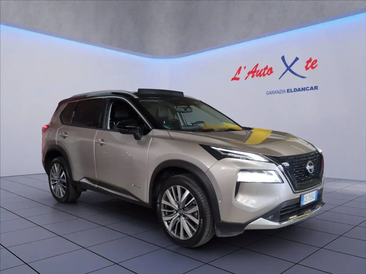 Nissan X-Trail usata a Milano (8)
