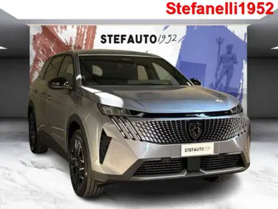 Peugeot 5008 1.2 hybrid Allure 145cv 7p.ti e-dcs6 nuova a Bologna