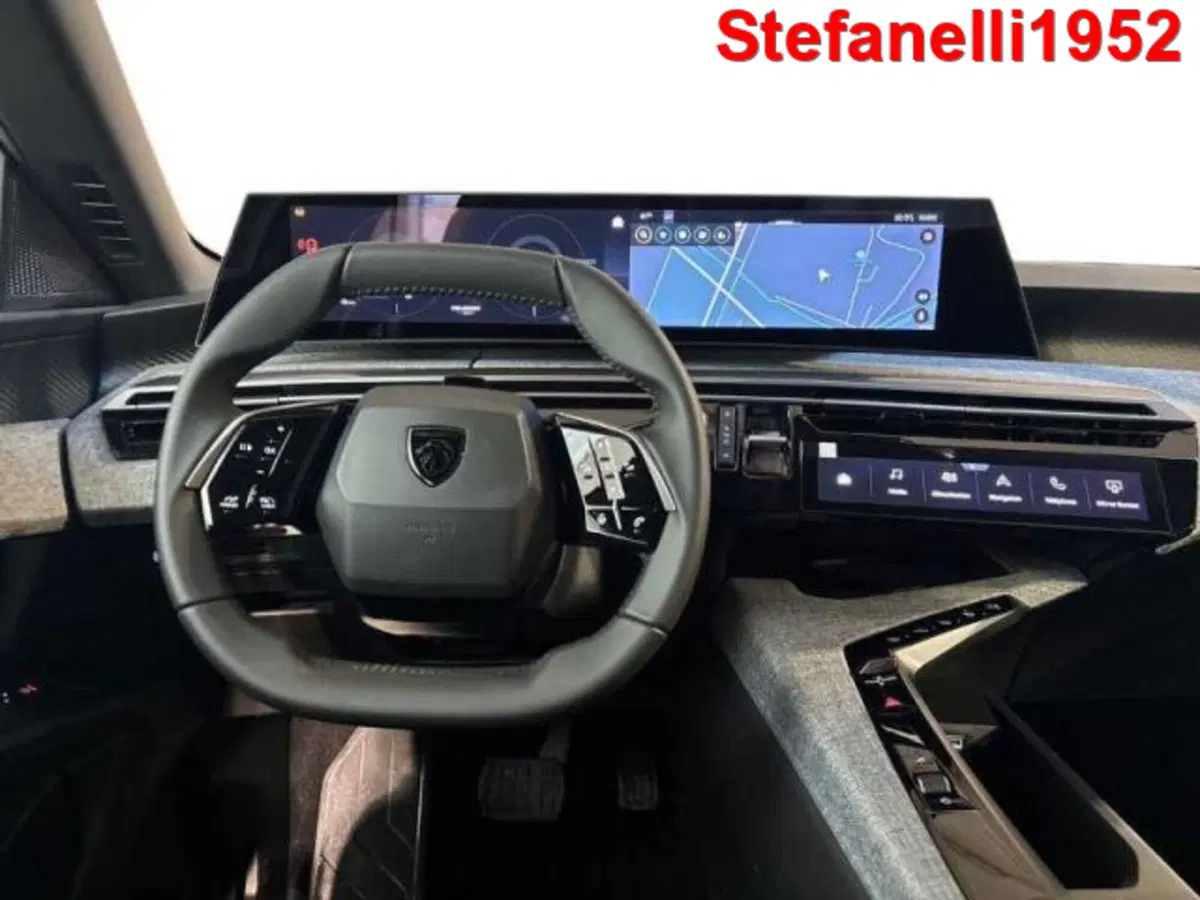 Peugeot 5008 nuova a Bologna (14)