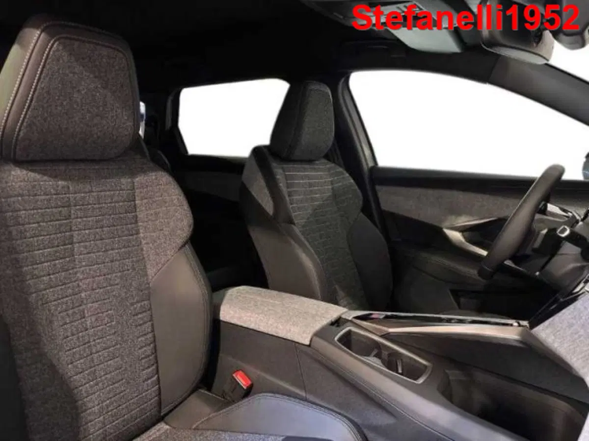Peugeot 5008 nuova a Bologna (16)