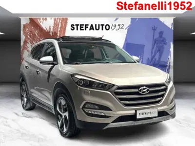 Hyundai Tucson 1.7 CRDi DCT Sound Edition del 2018 usata a Bologna