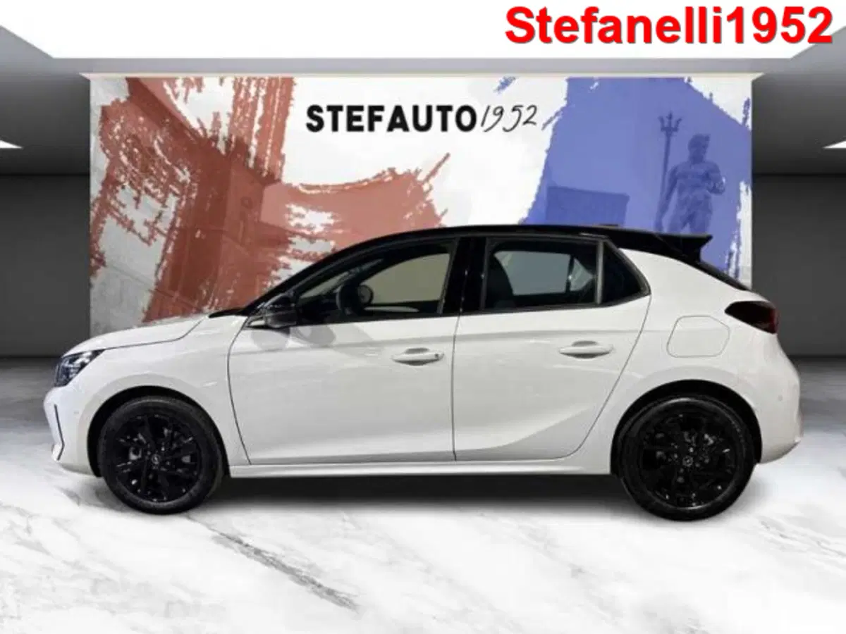 Opel Corsa nuova a Bologna (3)