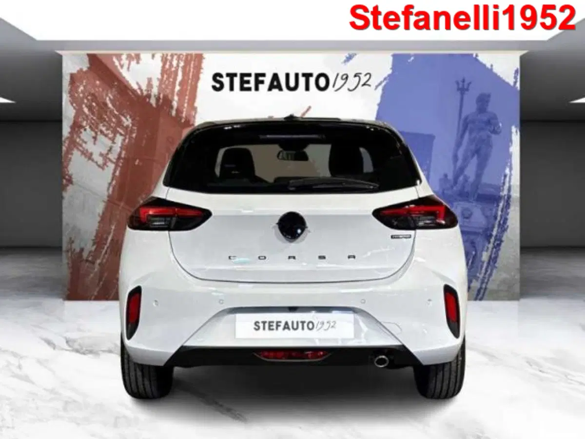 Opel Corsa nuova a Bologna (6)