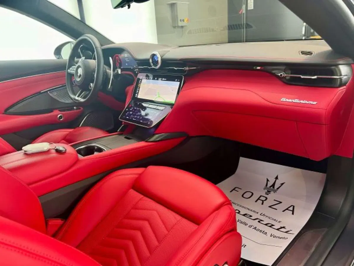 Maserati Granturismo usata a Torino (10)
