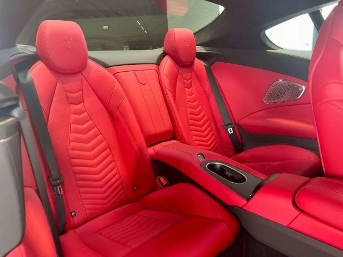 Maserati Granturismo usata a Torino (12)