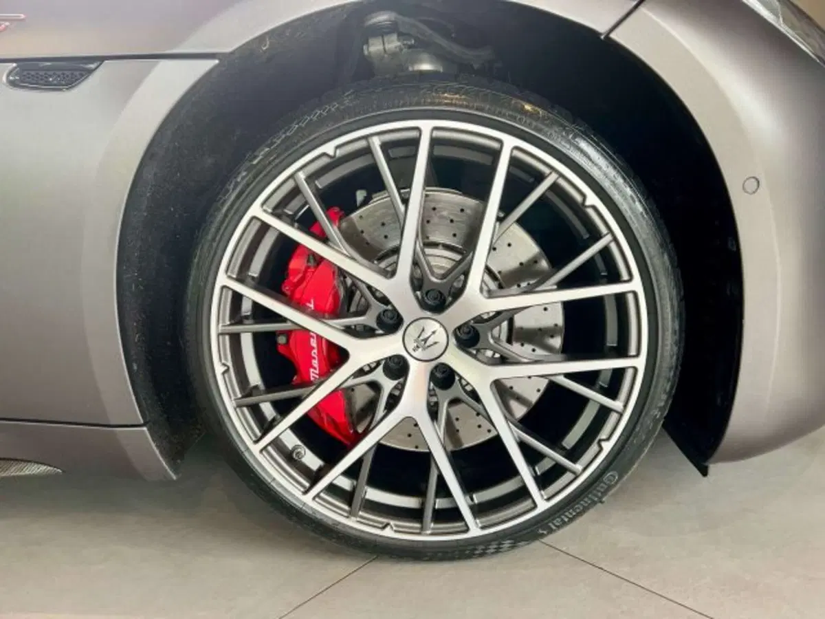 Maserati Granturismo usata a Torino (3)