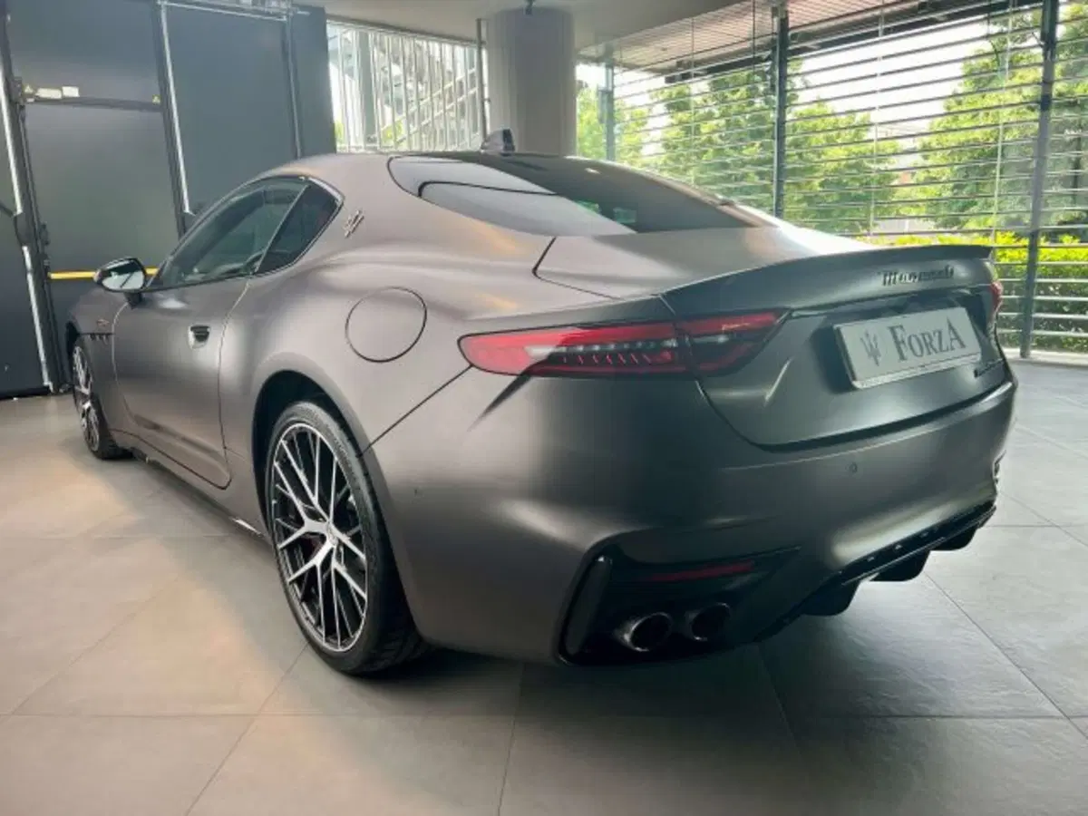 Maserati Granturismo usata a Torino (5)