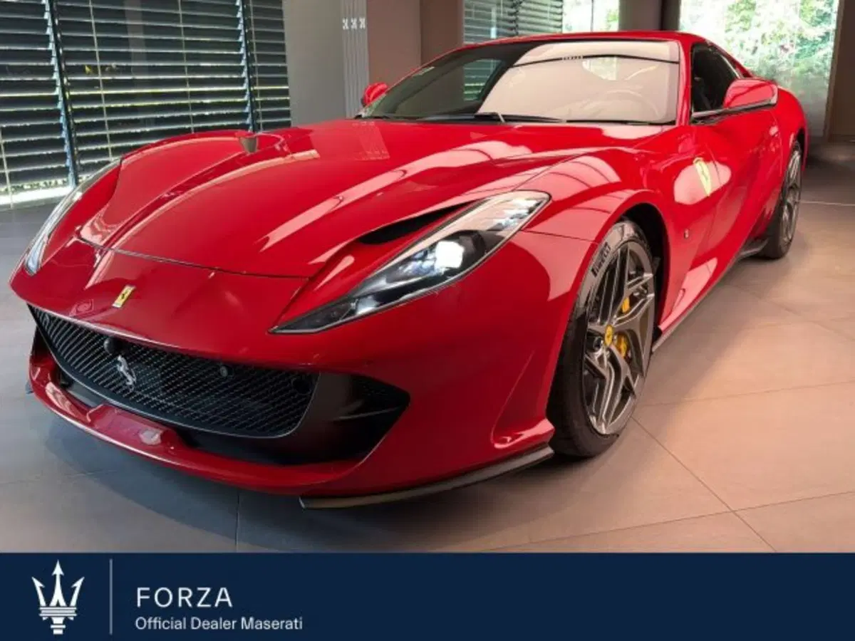 Ferrari 812 Coupé usata a Torino