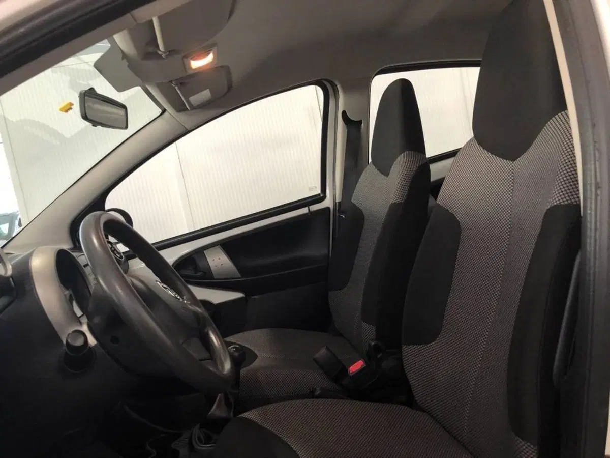 Toyota Aygo usata a Torino (10)