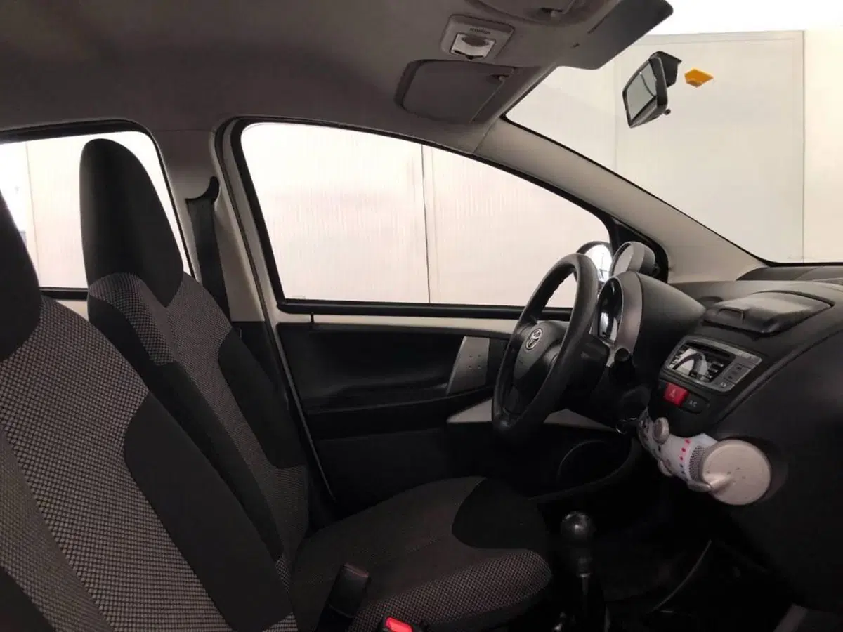 Toyota Aygo usata a Torino (7)