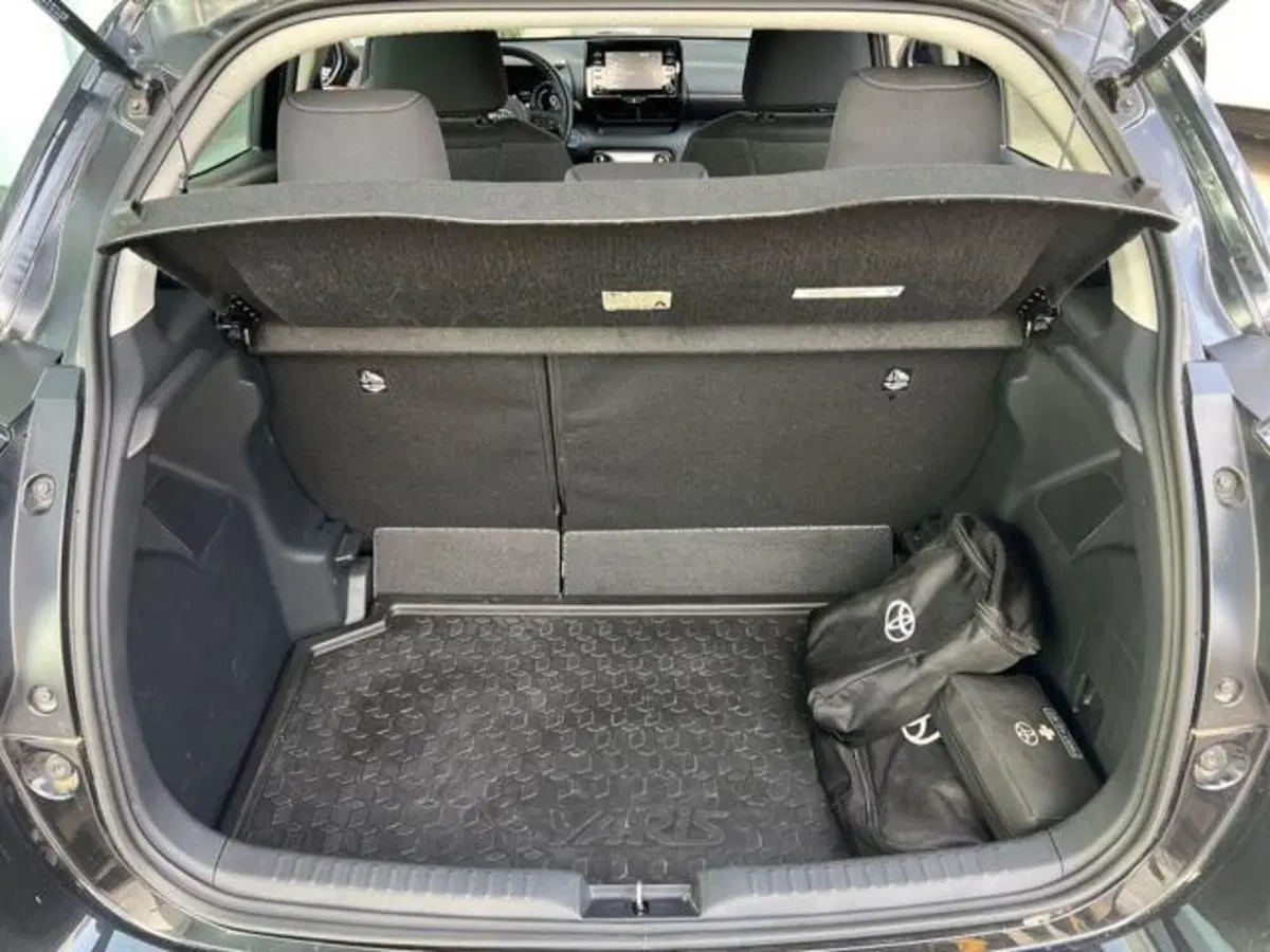Toyota Yaris Cross usata a Sassari (6)