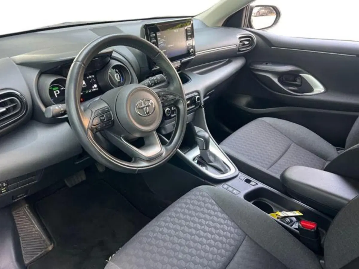 Toyota Yaris Cross usata a Sassari (7)