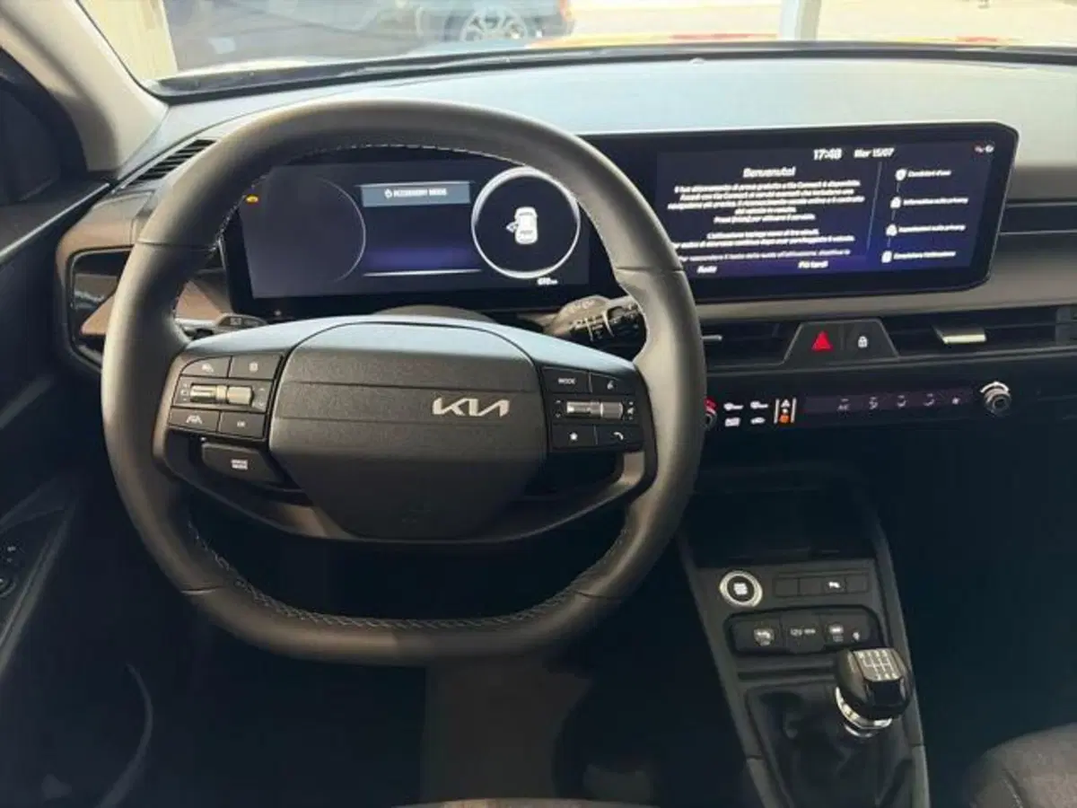 Kia Stonic usata a Sassari (8)
