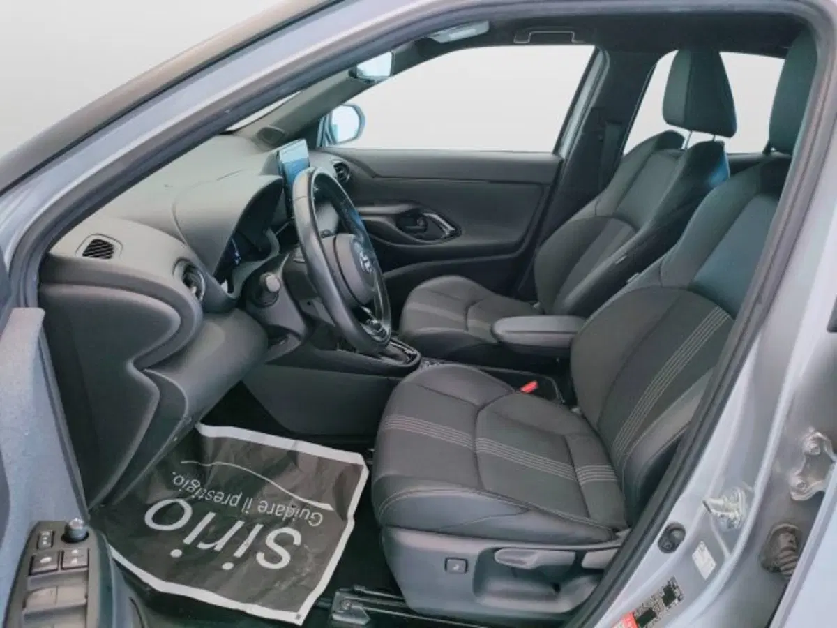 Toyota Yaris Cross usata a Teramo (17)