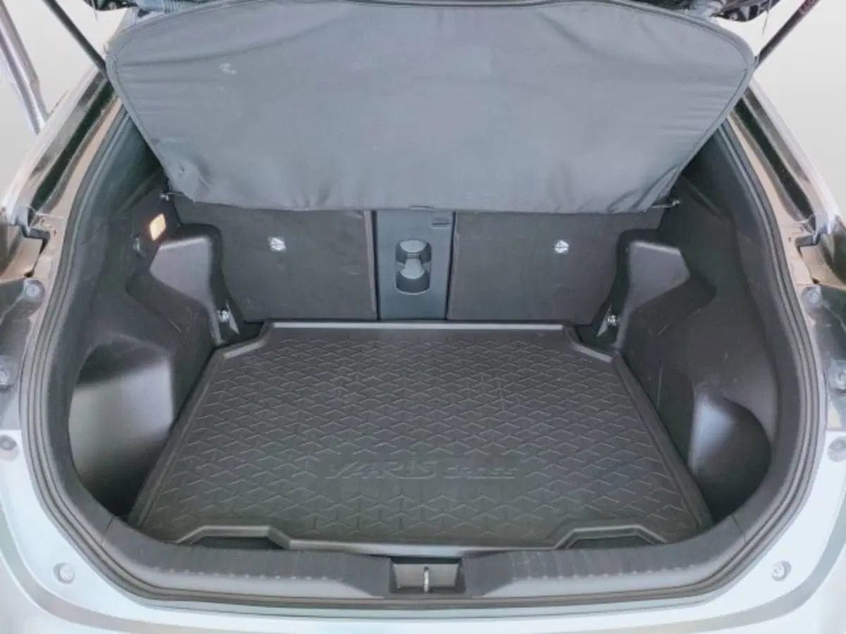 Toyota Yaris Cross usata a Teramo (9)