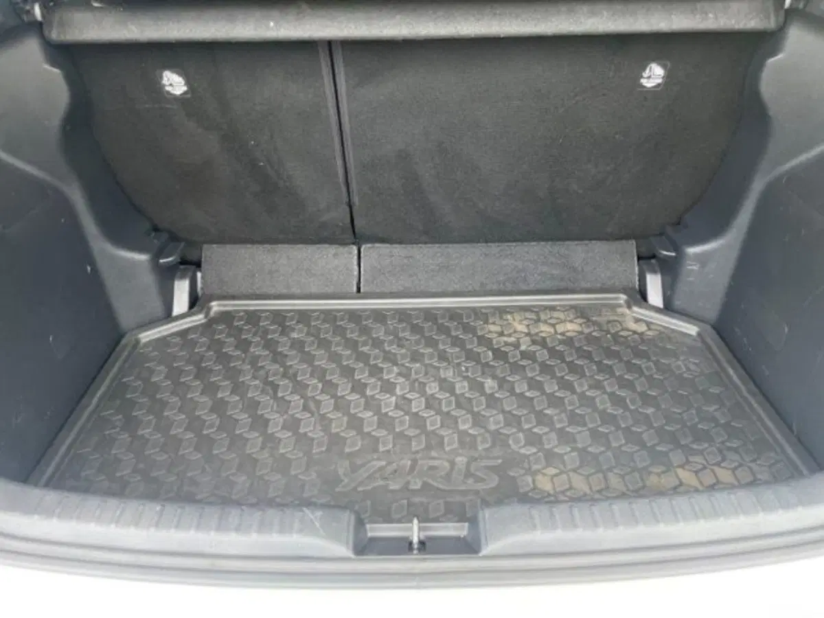 Toyota Yaris usata a Vercelli (6)