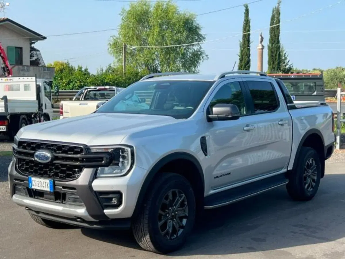 Ford Ranger Pick-up usata a Lucca (2)