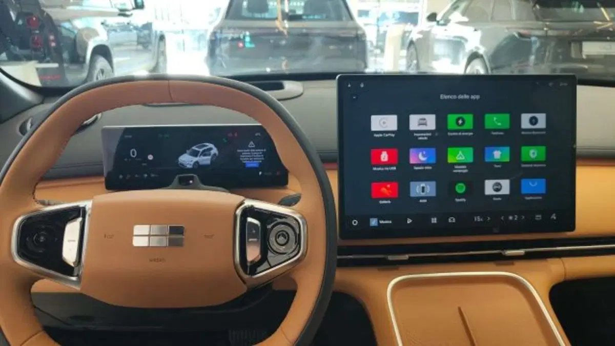 Geely Starray nuova a Firenze (13)