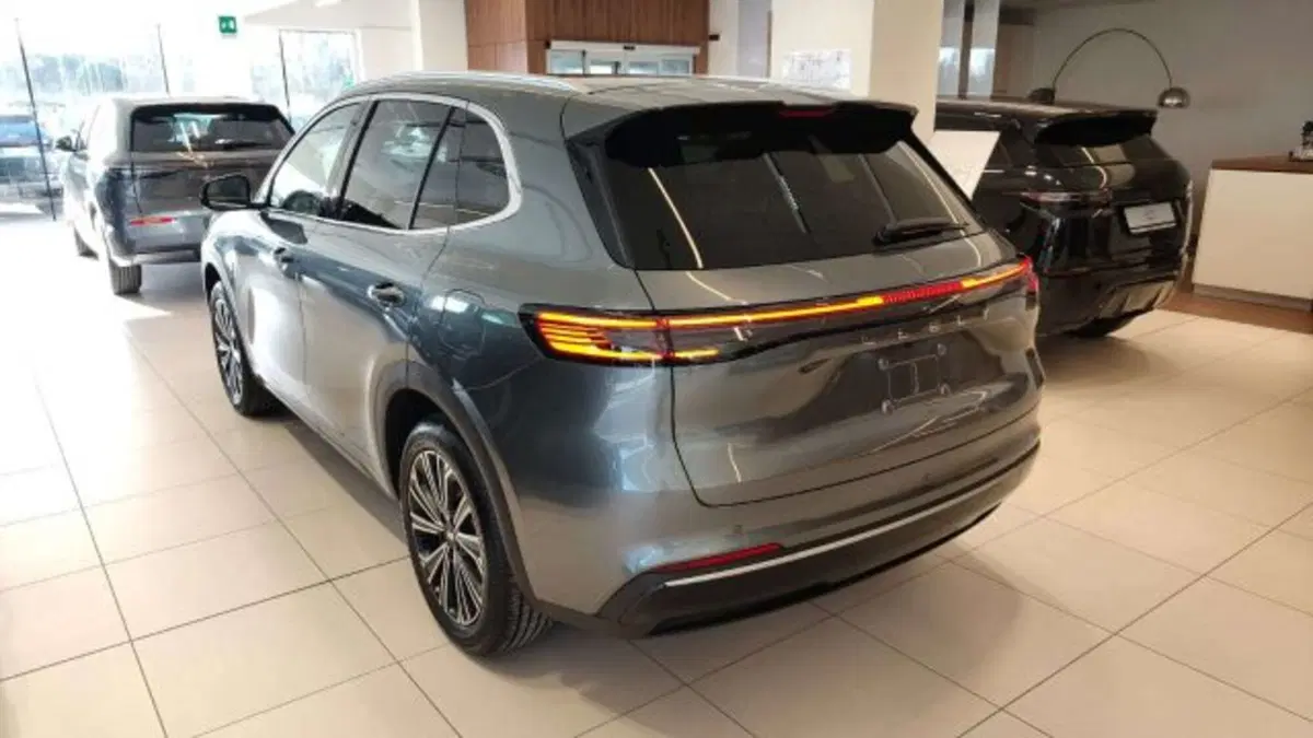Geely Starray nuova a Firenze (4)