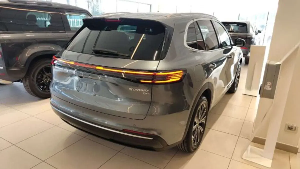 Geely Starray nuova a Firenze (5)