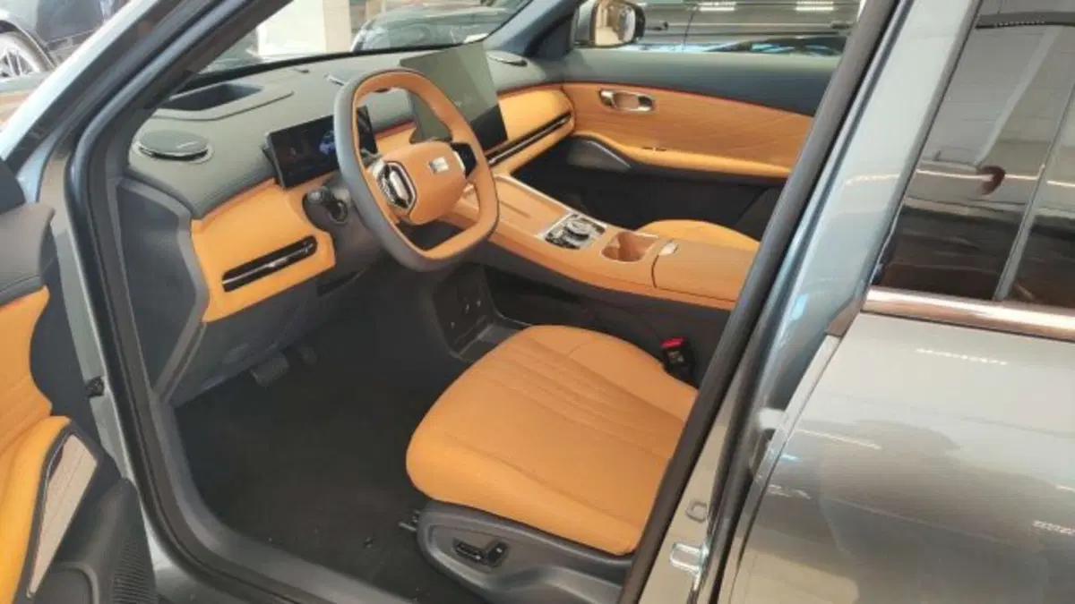 Geely Starray nuova a Firenze (6)