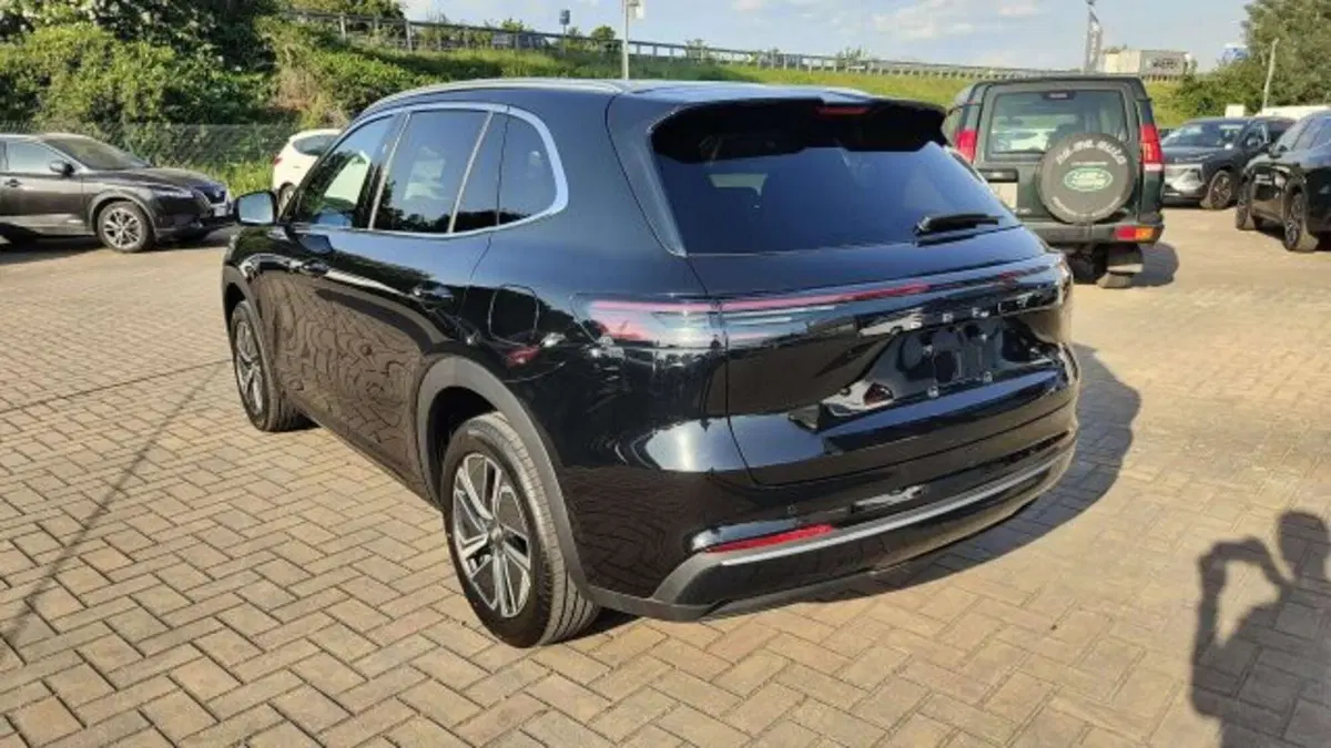 Geely Starray nuova a Firenze (2)