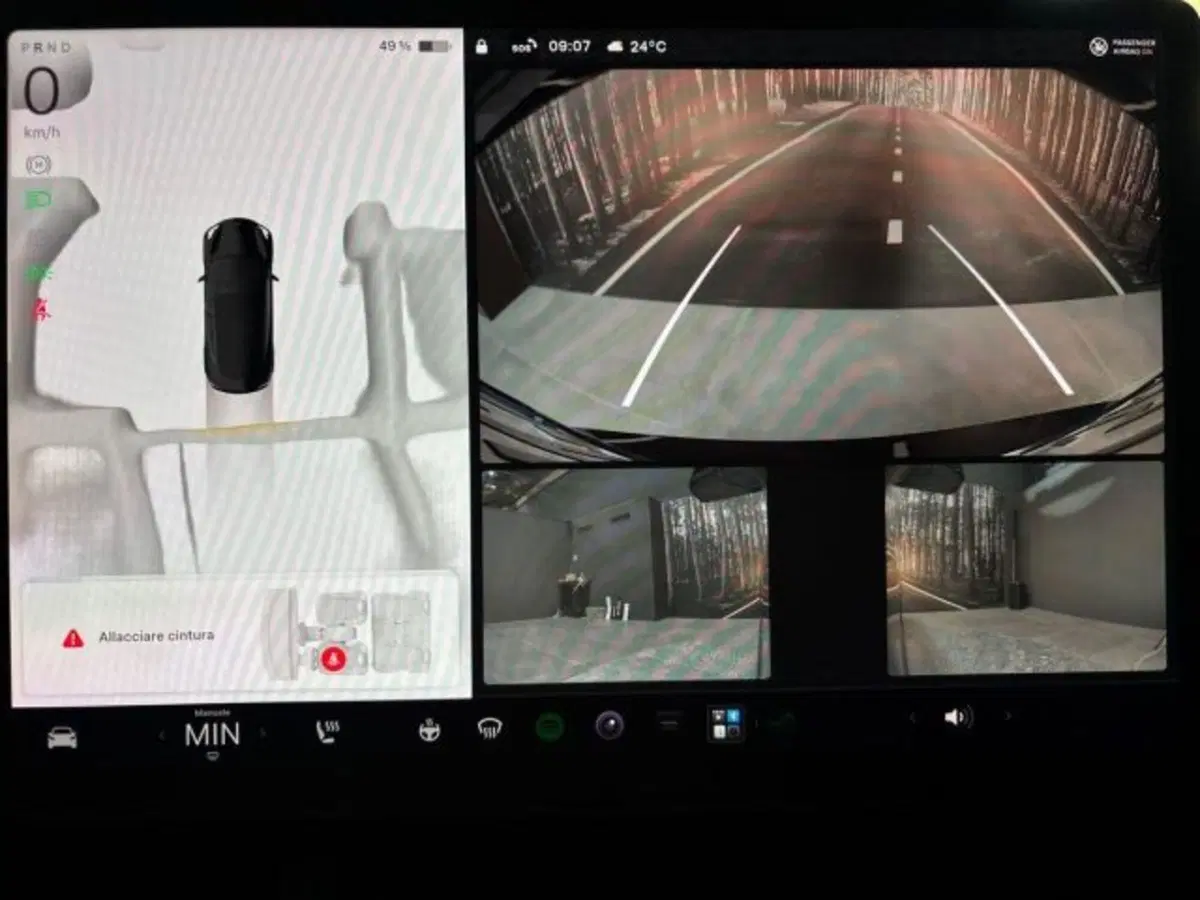 Tesla Model 3 usata a Bologna (12)