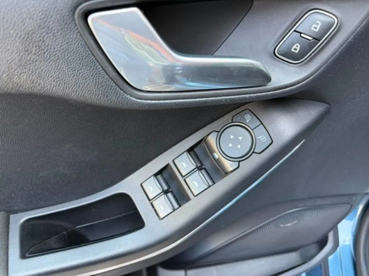 Ford Fiesta usata a Lodi (12)