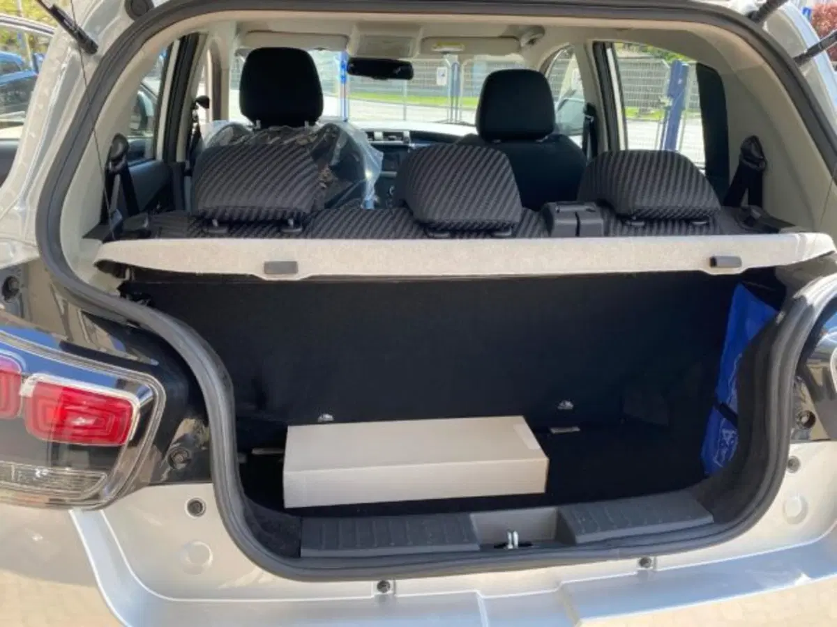 Mahindra KUV100 usata a Cuneo (5)