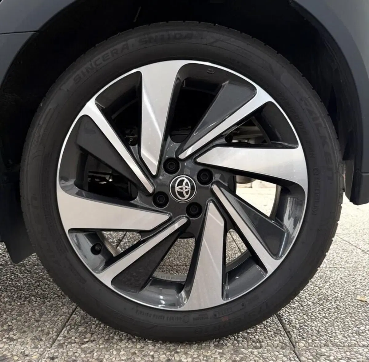 Toyota Aygo X usata a Monza e Brianza (12)