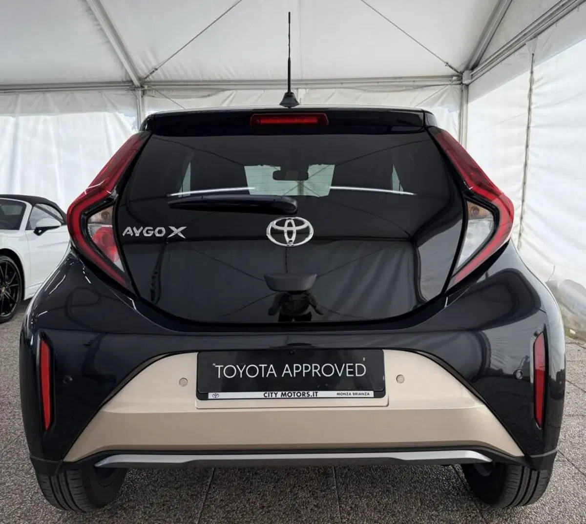 Toyota Aygo X usata a Monza e Brianza (5)