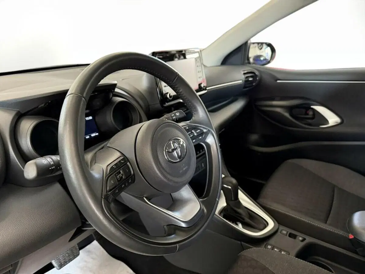 Toyota Yaris Cross usata a Monza e Brianza (12)