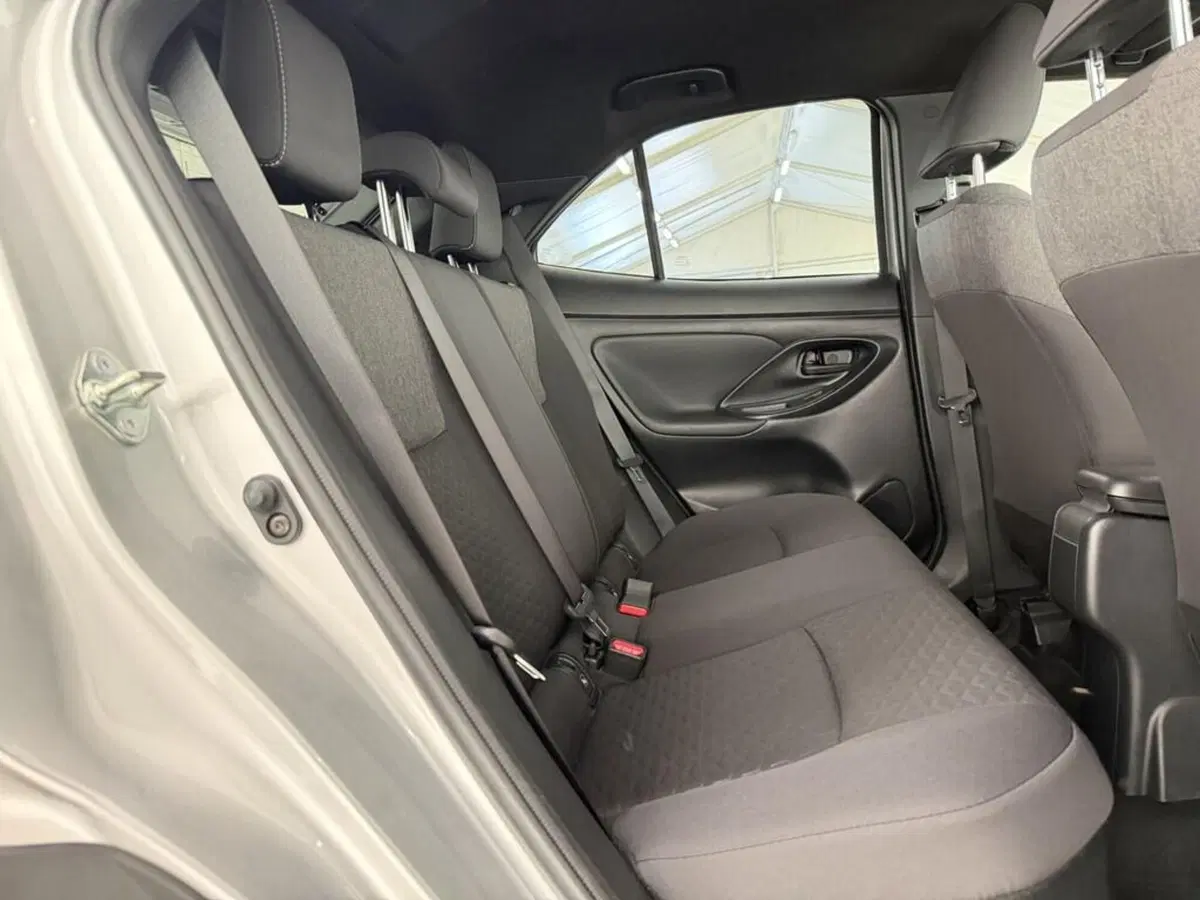 Toyota Yaris Cross usata a Monza e Brianza (11)