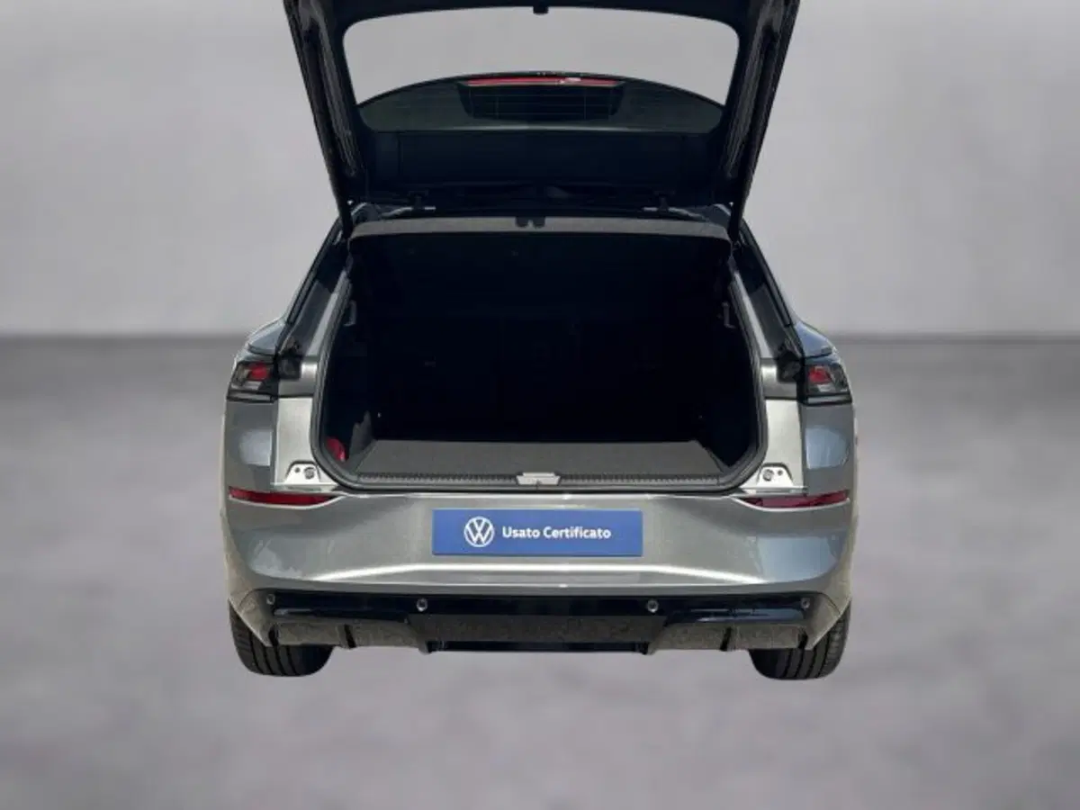 Volkswagen T-Roc nuova a Vicenza (17)