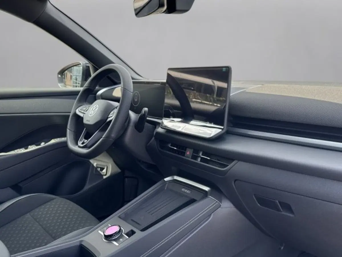 Volkswagen T-Roc nuova a Vicenza (6)