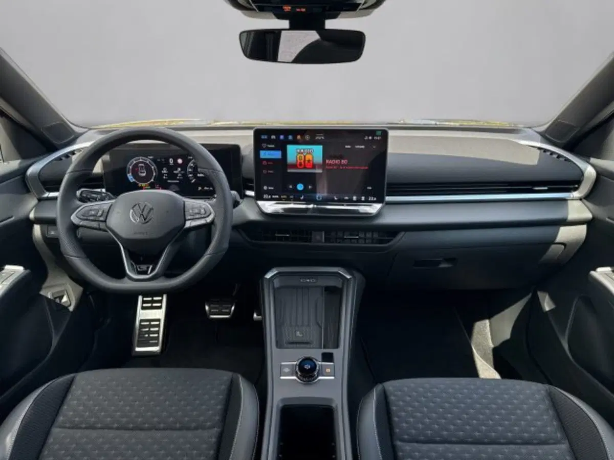 Volkswagen T-Roc nuova a Vicenza (8)