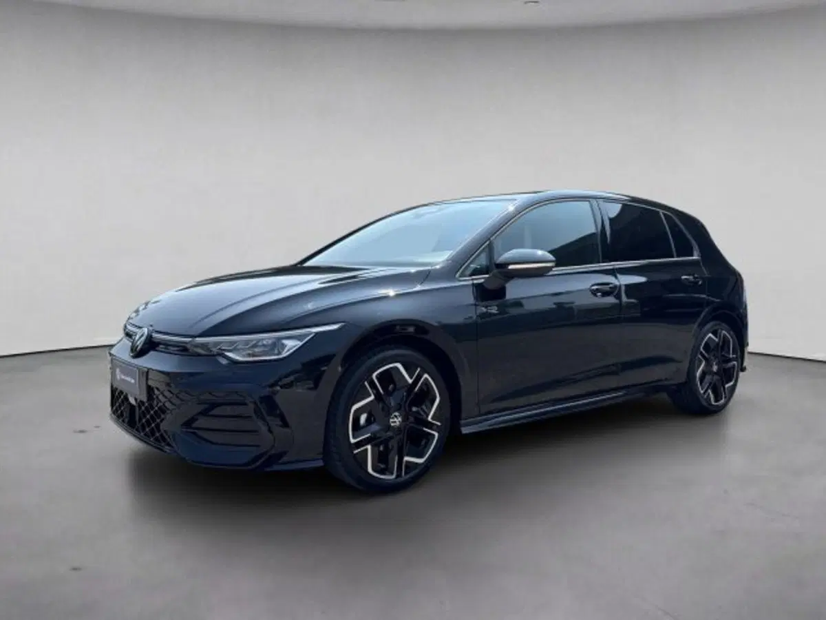 Volkswagen Golf nuova a Vicenza