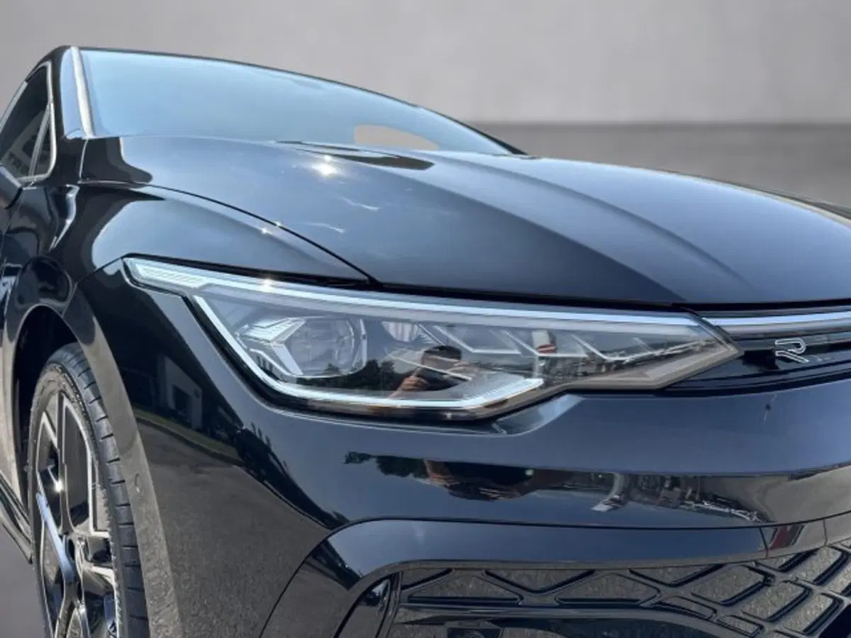 Volkswagen Golf nuova a Vicenza (19)