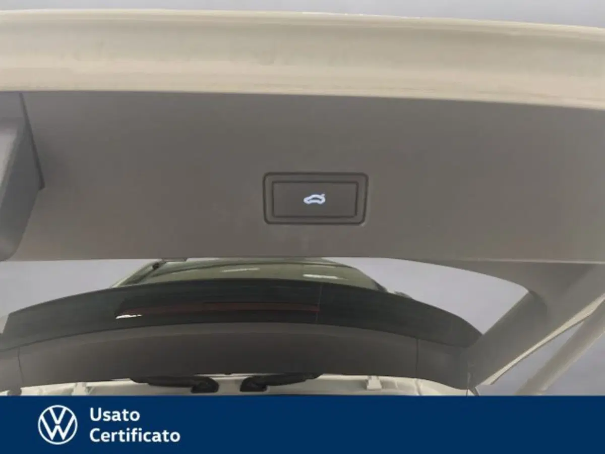 Volkswagen T-Roc usata a Vicenza (20)