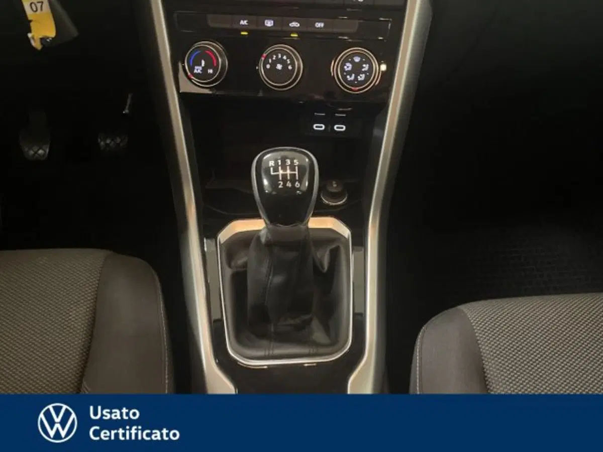 Volkswagen T-Roc usata a Vicenza (11)