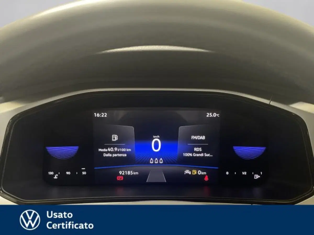 Volkswagen T-Roc usata a Vicenza (14)