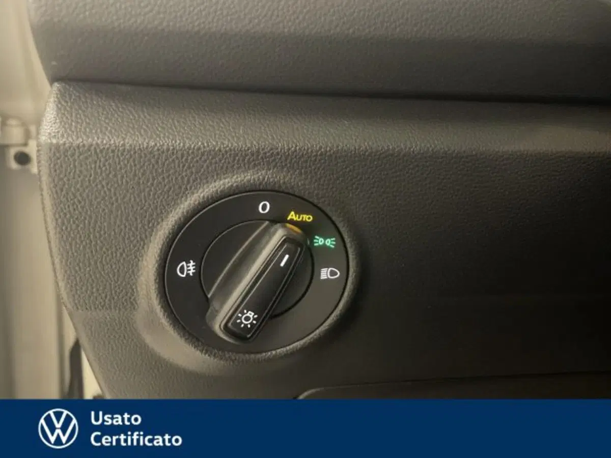 Volkswagen T-Roc usata a Vicenza (16)