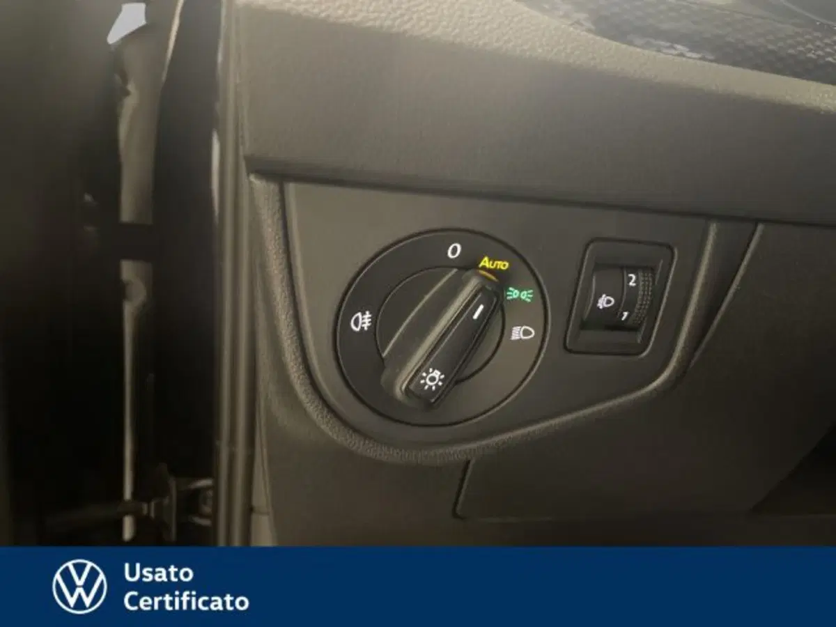 Volkswagen Taigo usata a Vicenza (16)