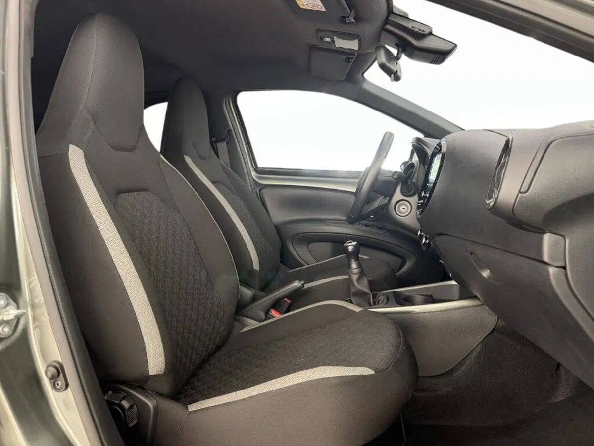 Toyota Aygo X usata a Monza e Brianza (10)