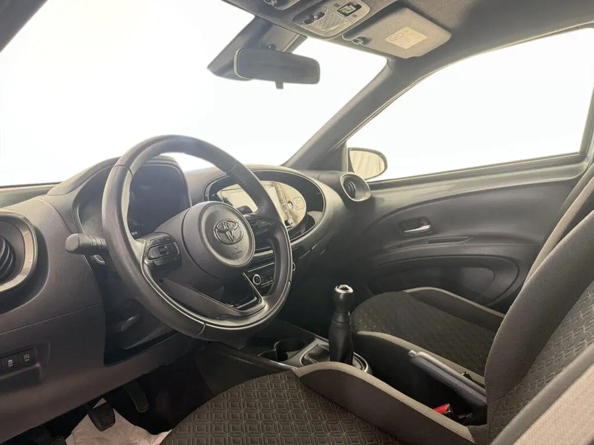 Toyota Aygo X usata a Monza e Brianza (12)