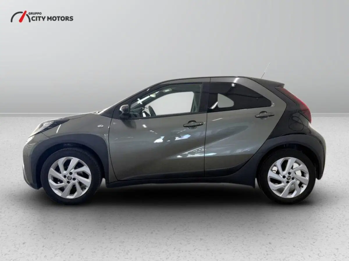 Toyota Aygo X usata a Monza e Brianza (4)