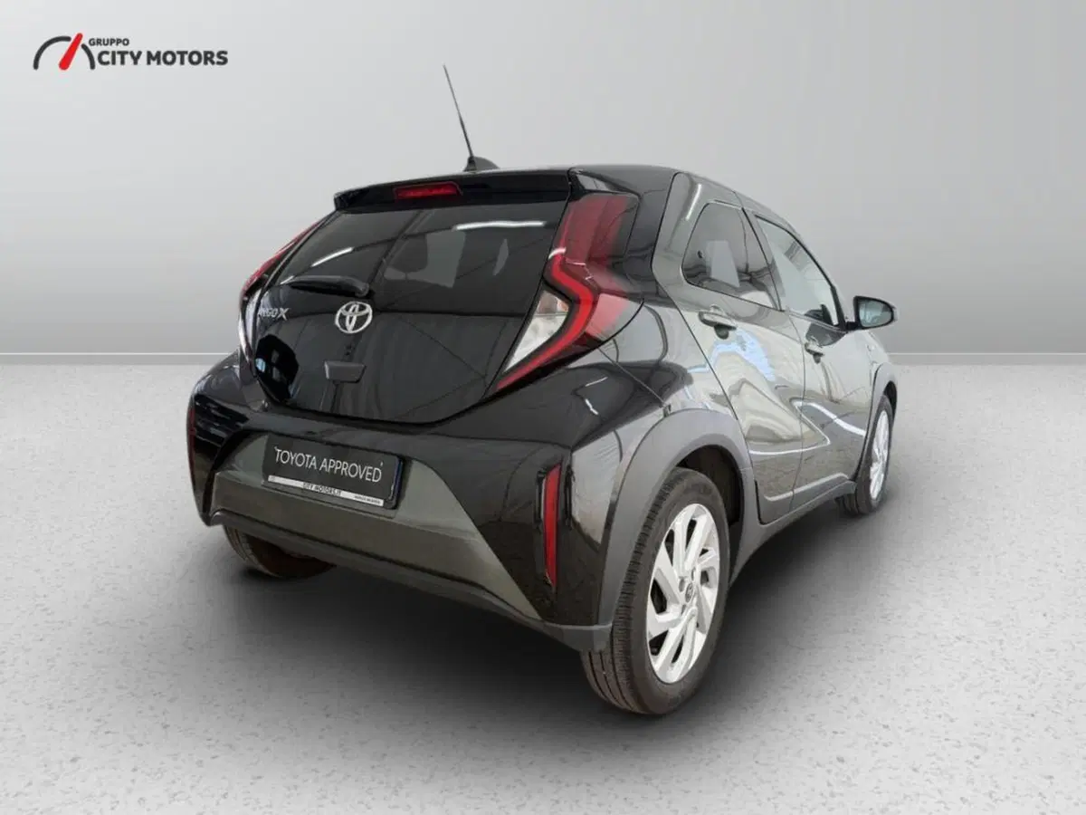 Toyota Aygo X usata a Monza e Brianza (7)