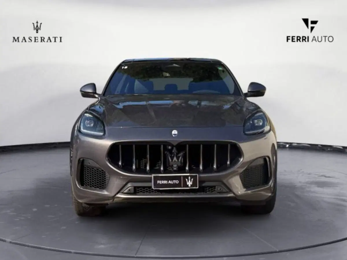 Maserati Grecale usata a Udine (3)