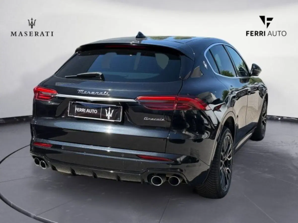 Maserati Grecale usata a Udine (7)